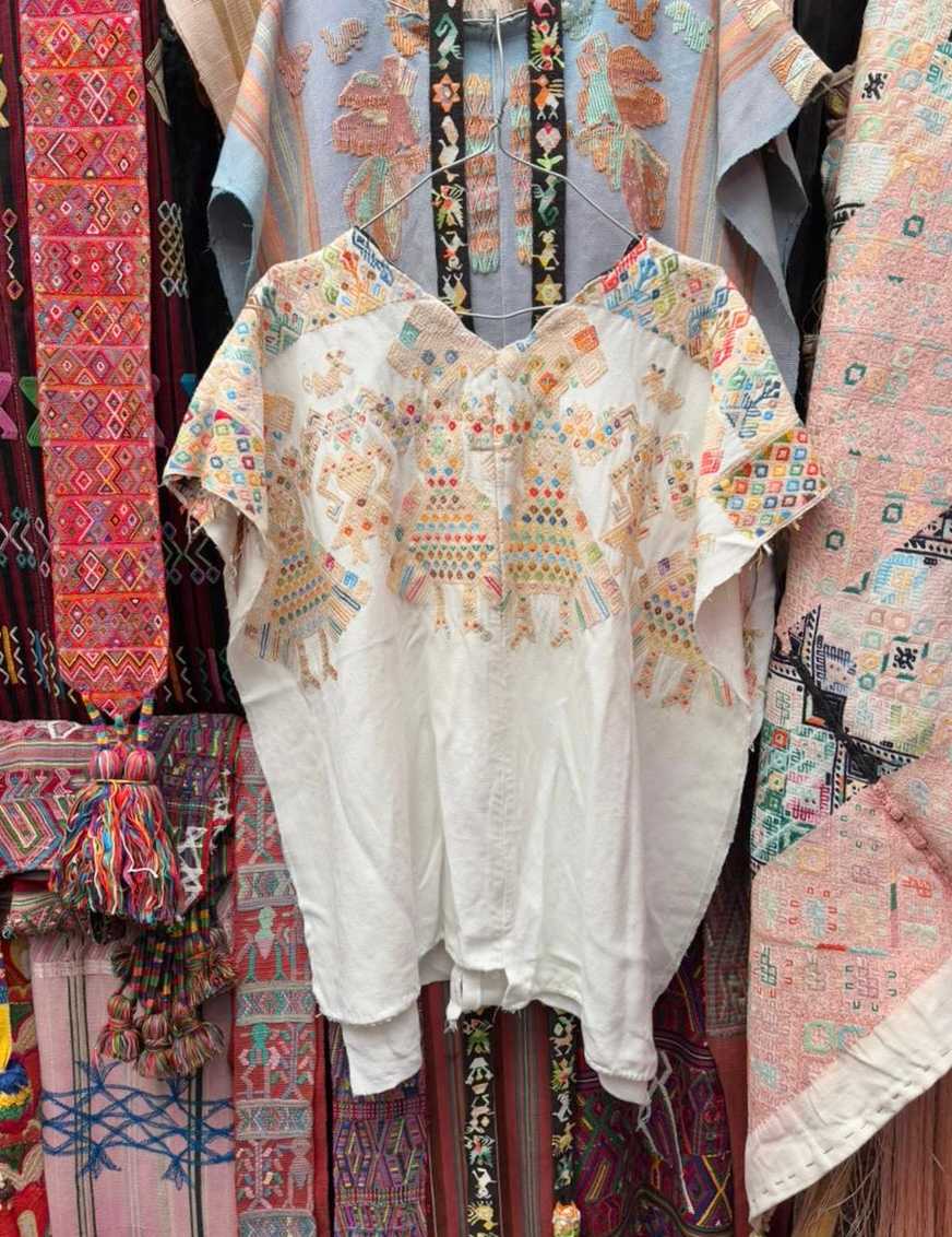 Dancing women Nahuala Huipil #1-41