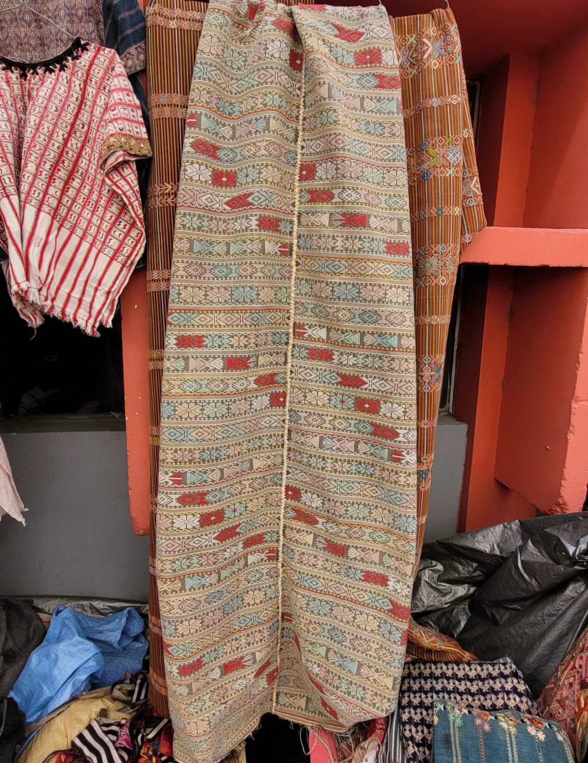 Blue and red Zunil corte #2-35