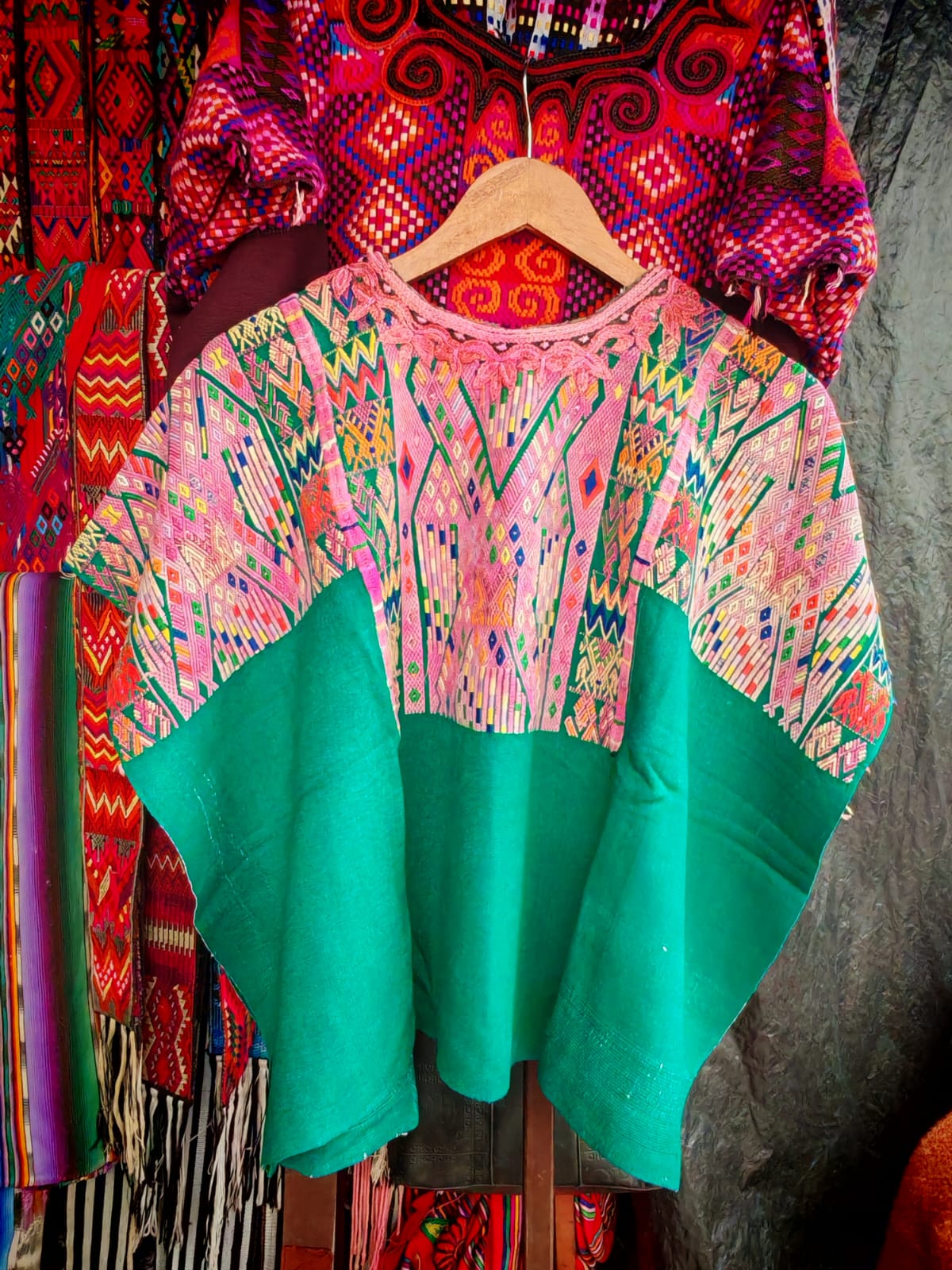 Dos fabulosos huipiles Chichi para Gillian