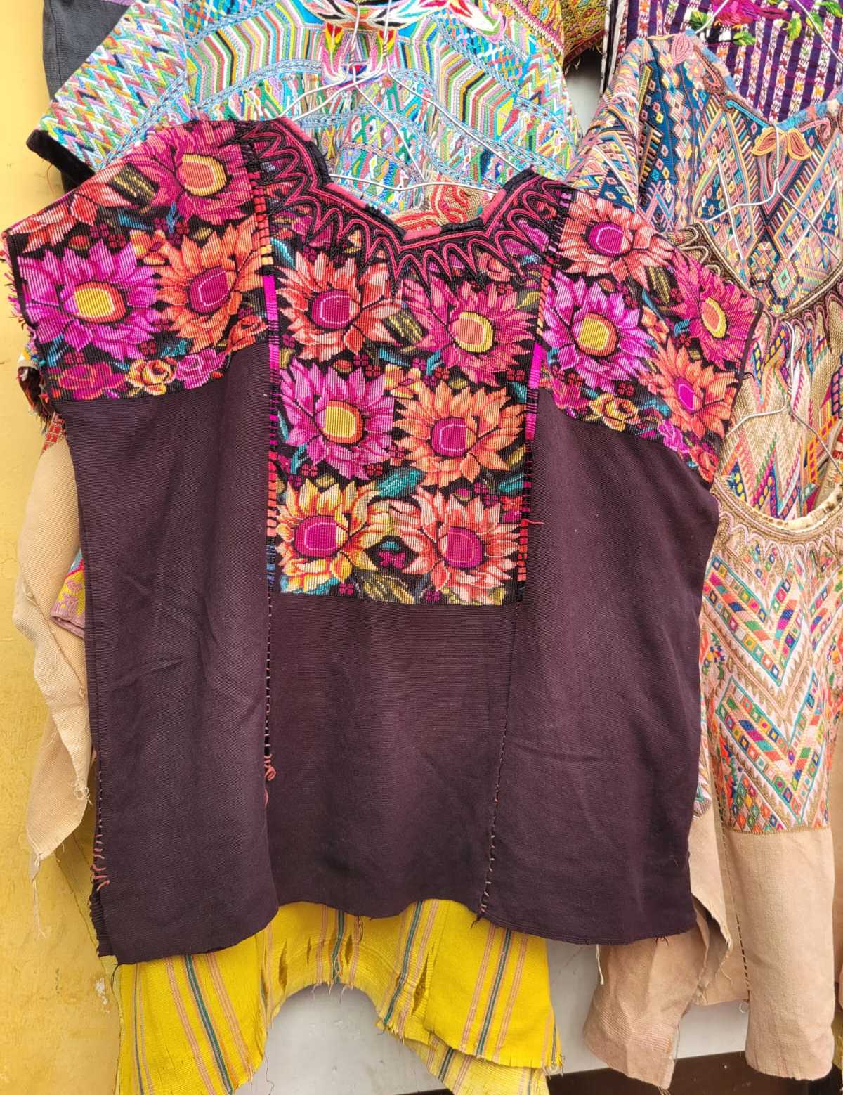 Sunflower Chichicastenango huipil #2-123