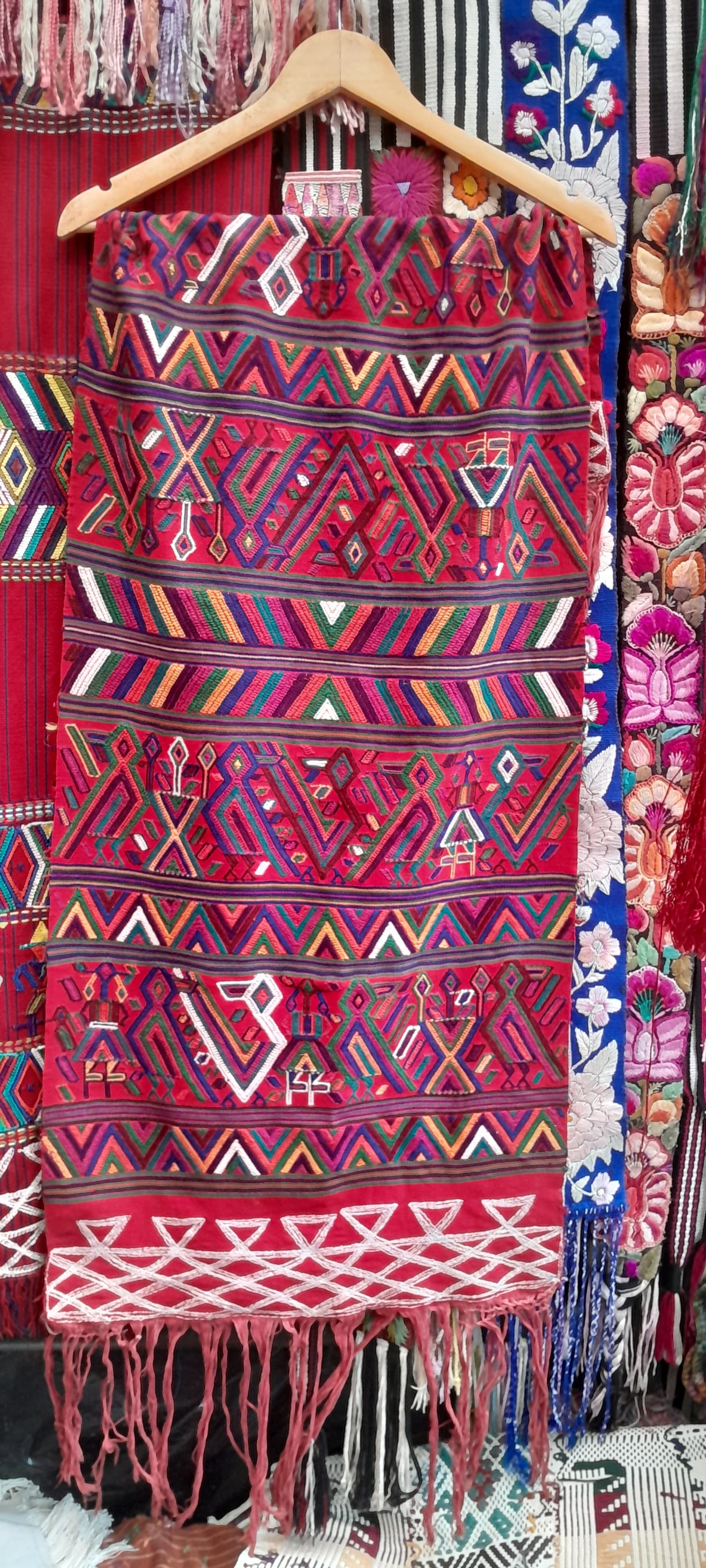 Embroidered Guatemalan huipil - vintage textile