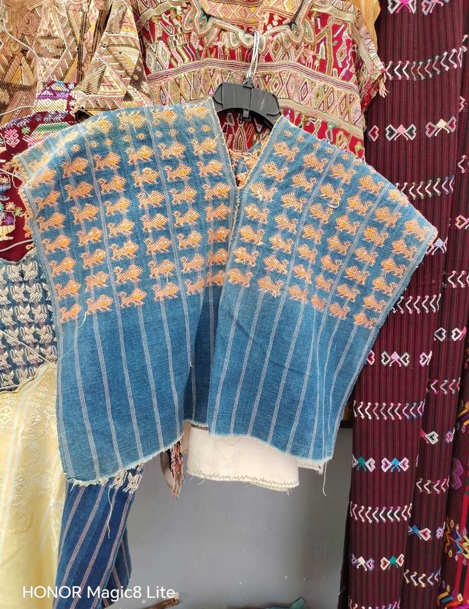 Indigo with gold lions Nahuala huipil #5-317
