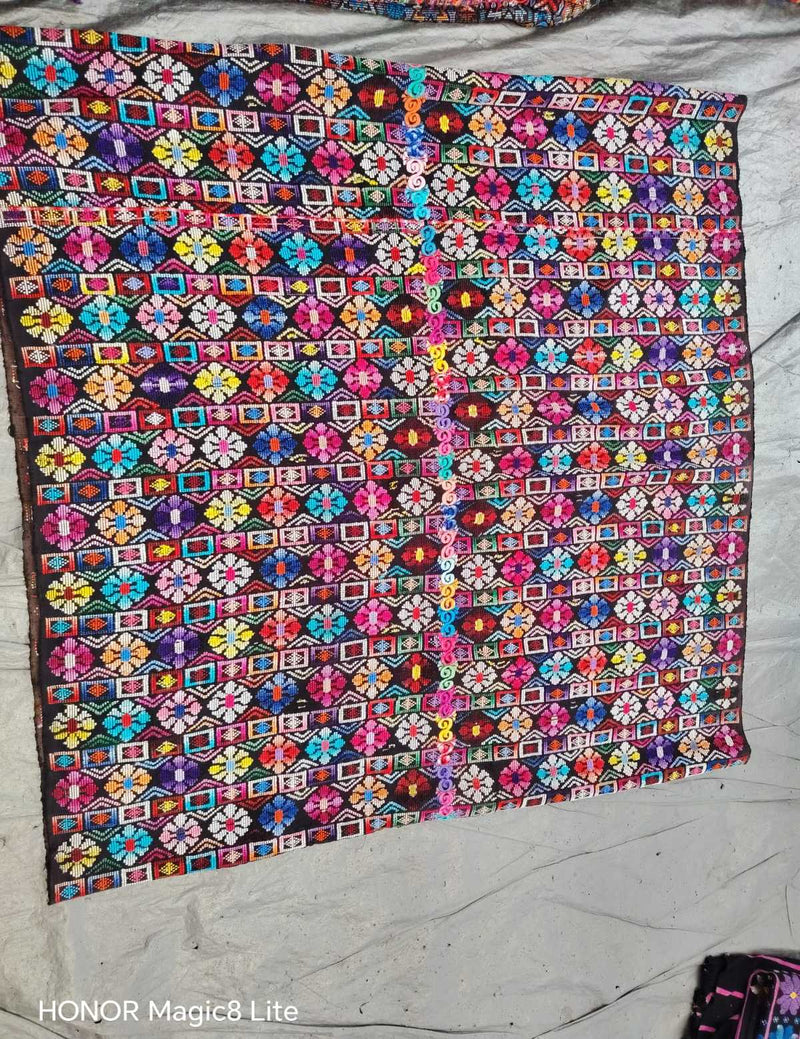 Colourful flowers Zunil corte #5-226