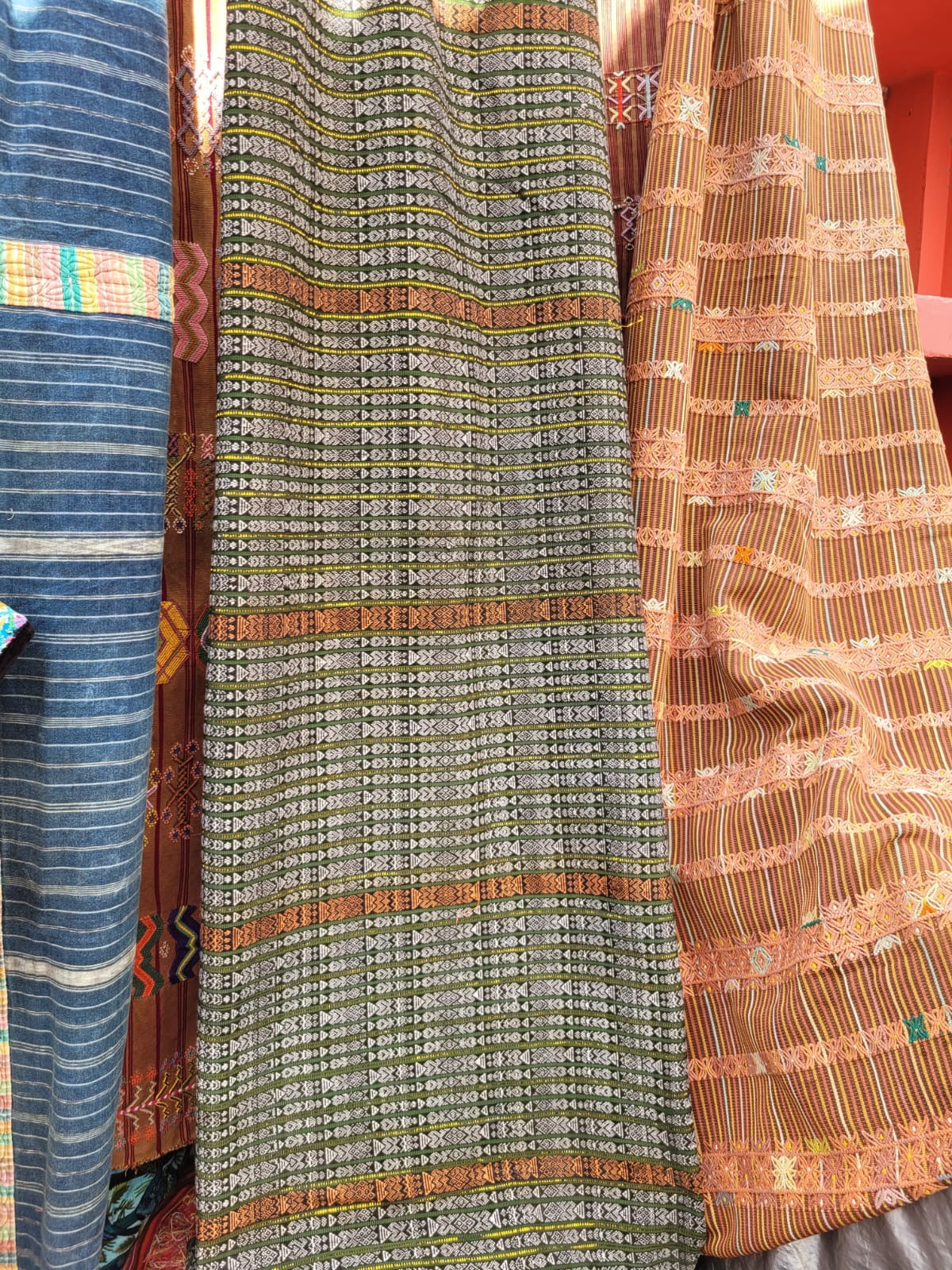 Green and coral corte for April