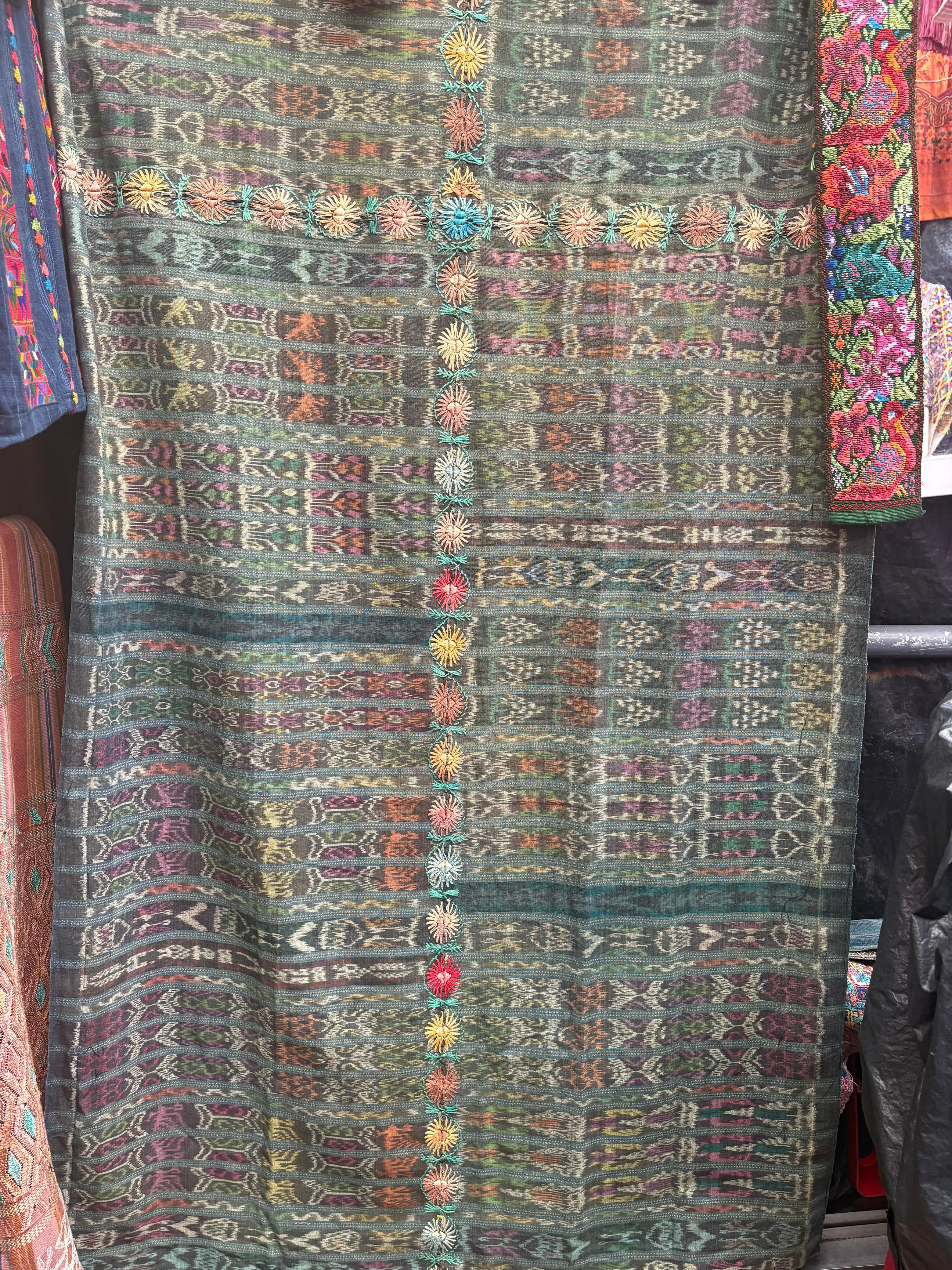 Ikat corte (Reserved for April)