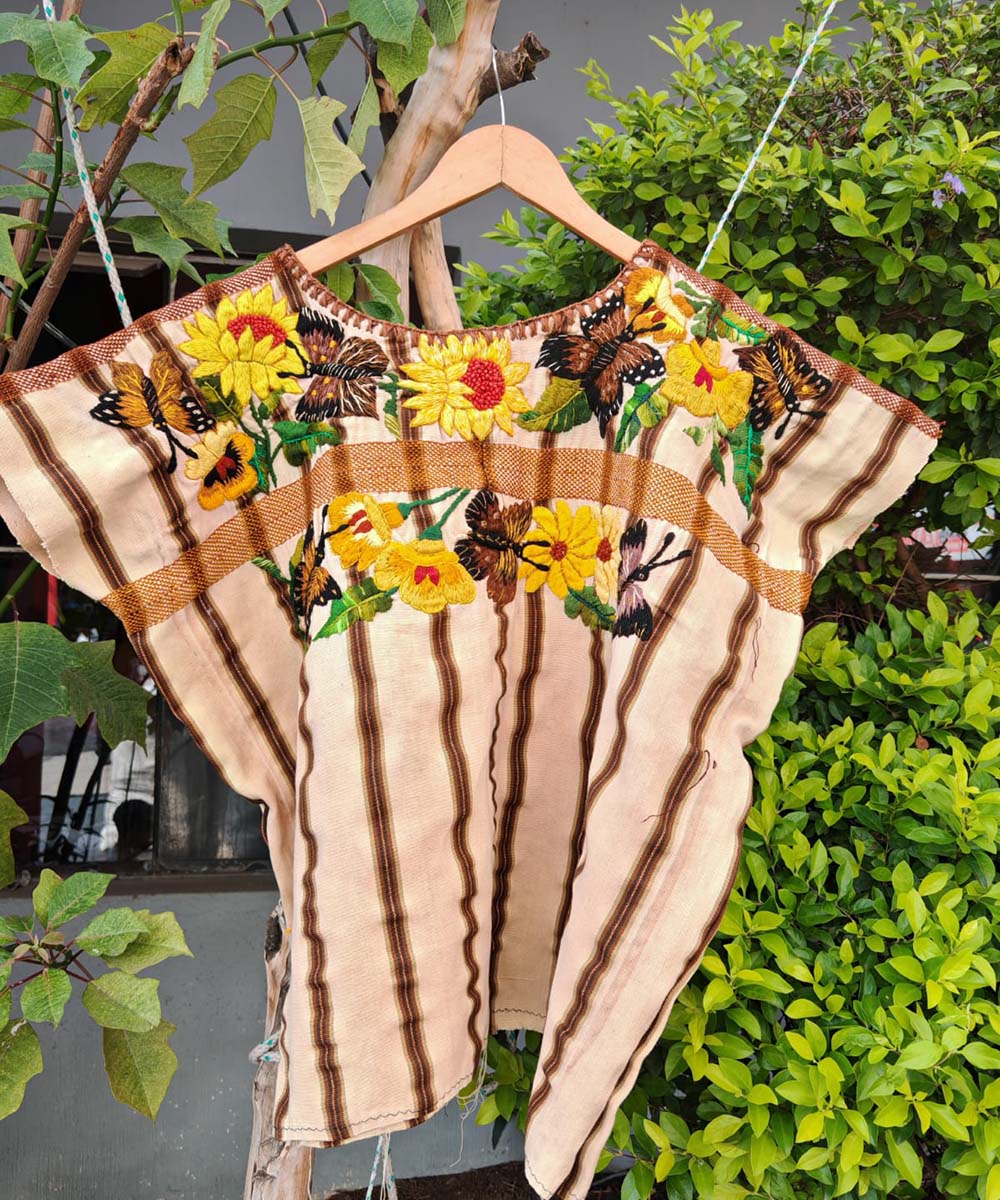 Santiago Huipil with Sunflowers