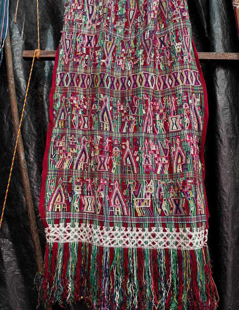 Red and green Nebaj tzute #5-75