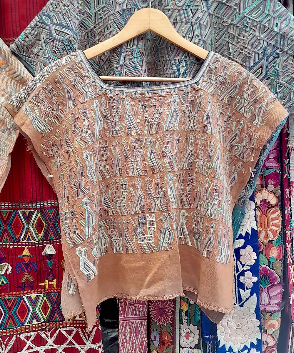 traditional guatemalan fabric