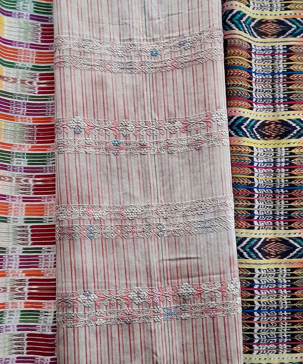 Guatemalan huipil - vintage textile