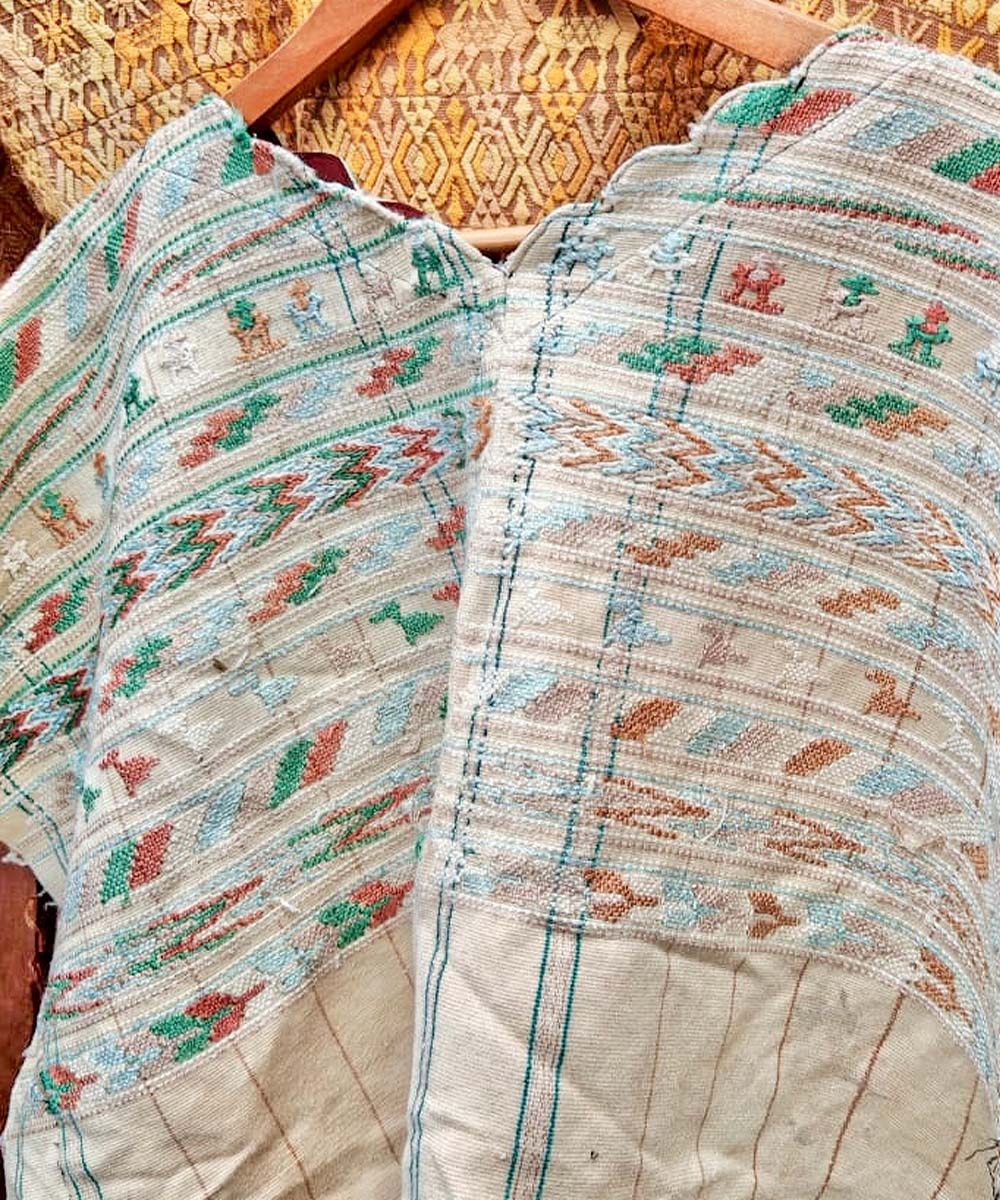 Pale Comalapa huipil