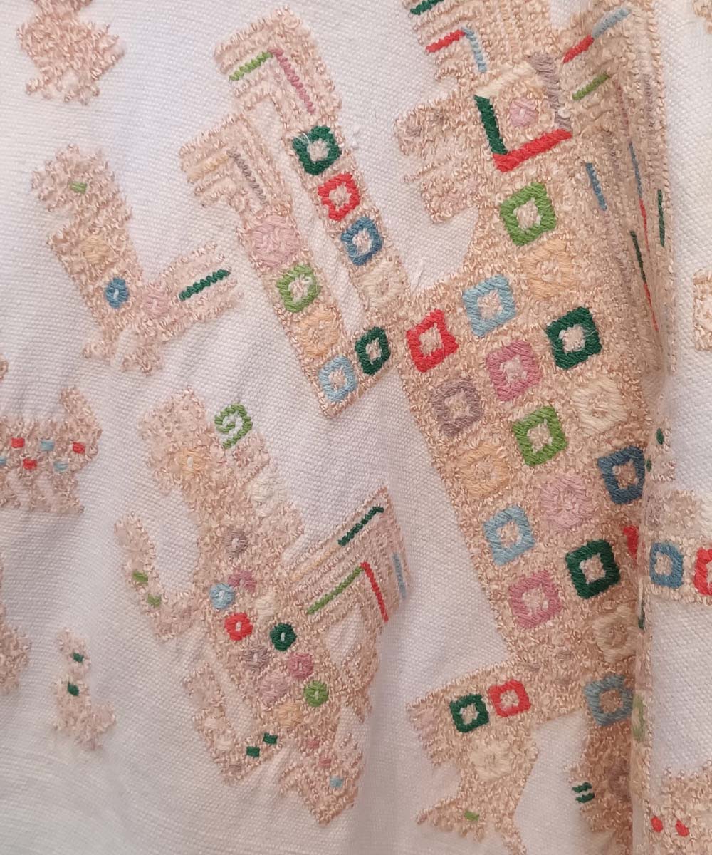 Embroidered Guatemalan huipil | Vintage textile