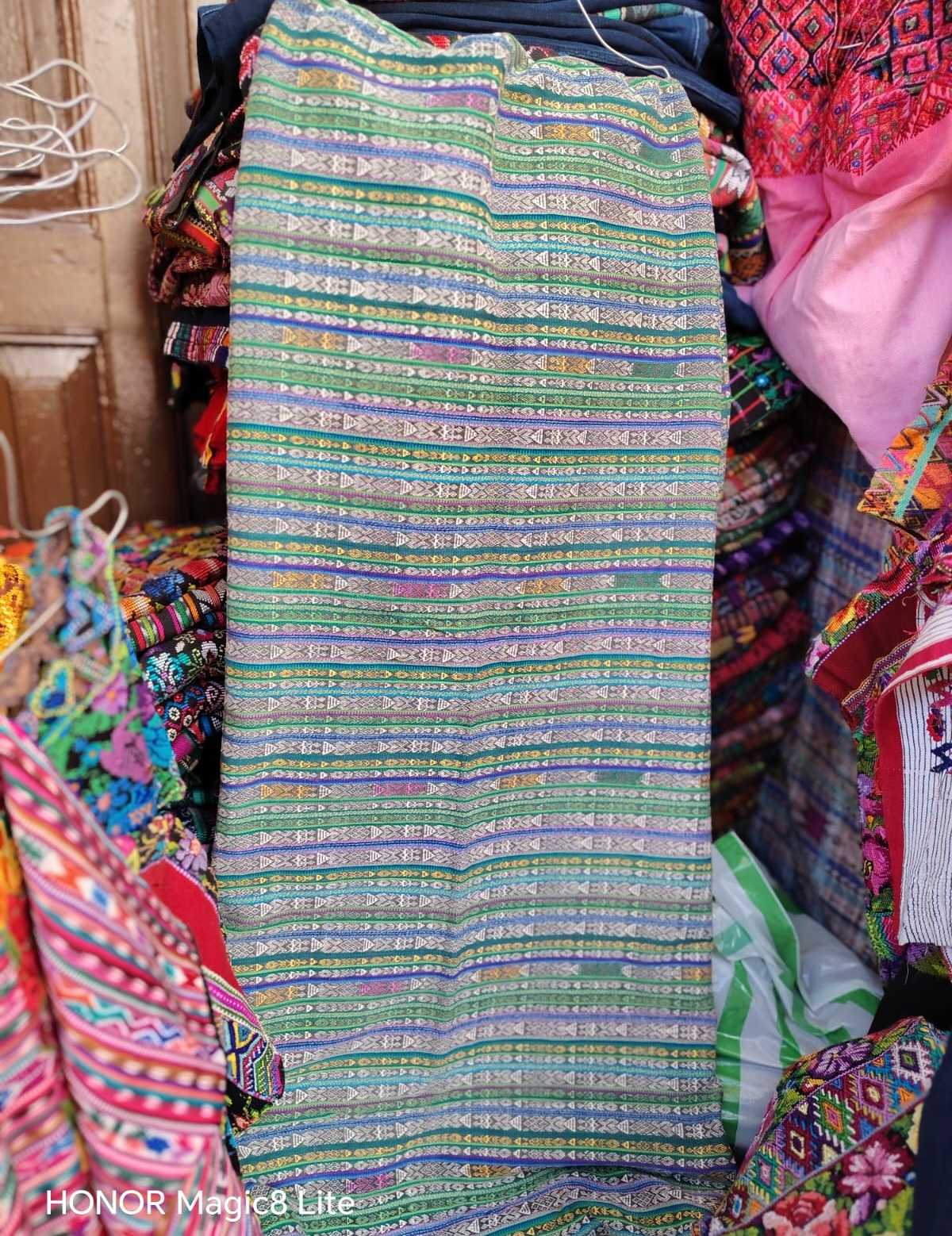 Colorful Patzun corte (Reserved for April)