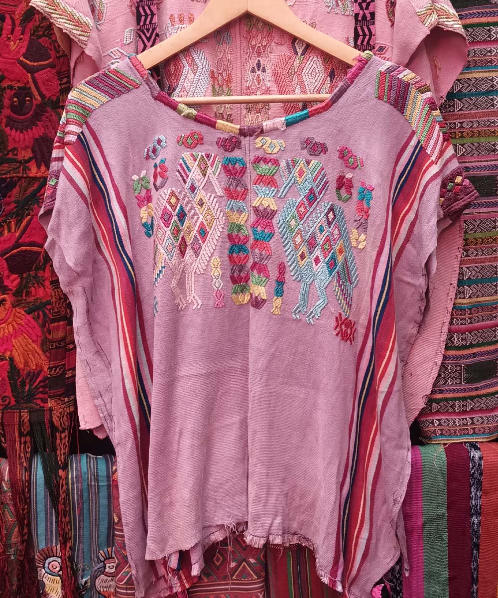 Guatemalan huipil - vintage textile