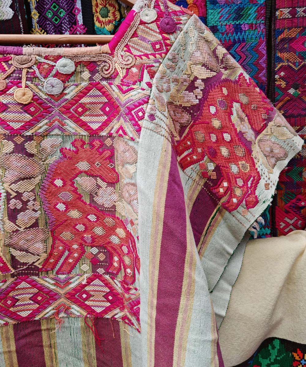 Embroidered Guatemalan huipil - vintage textile