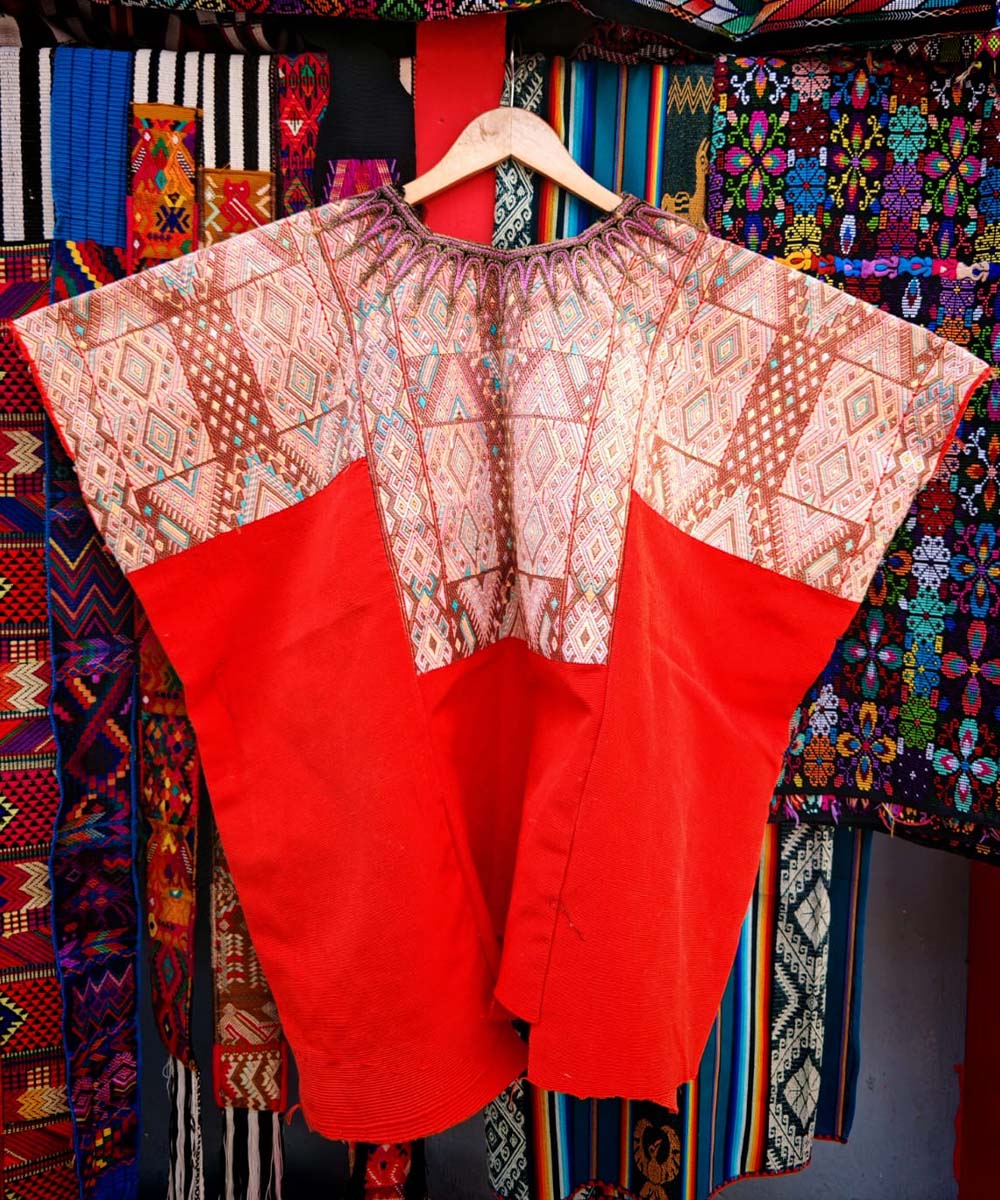 Guatemalan huipil - vintage textile