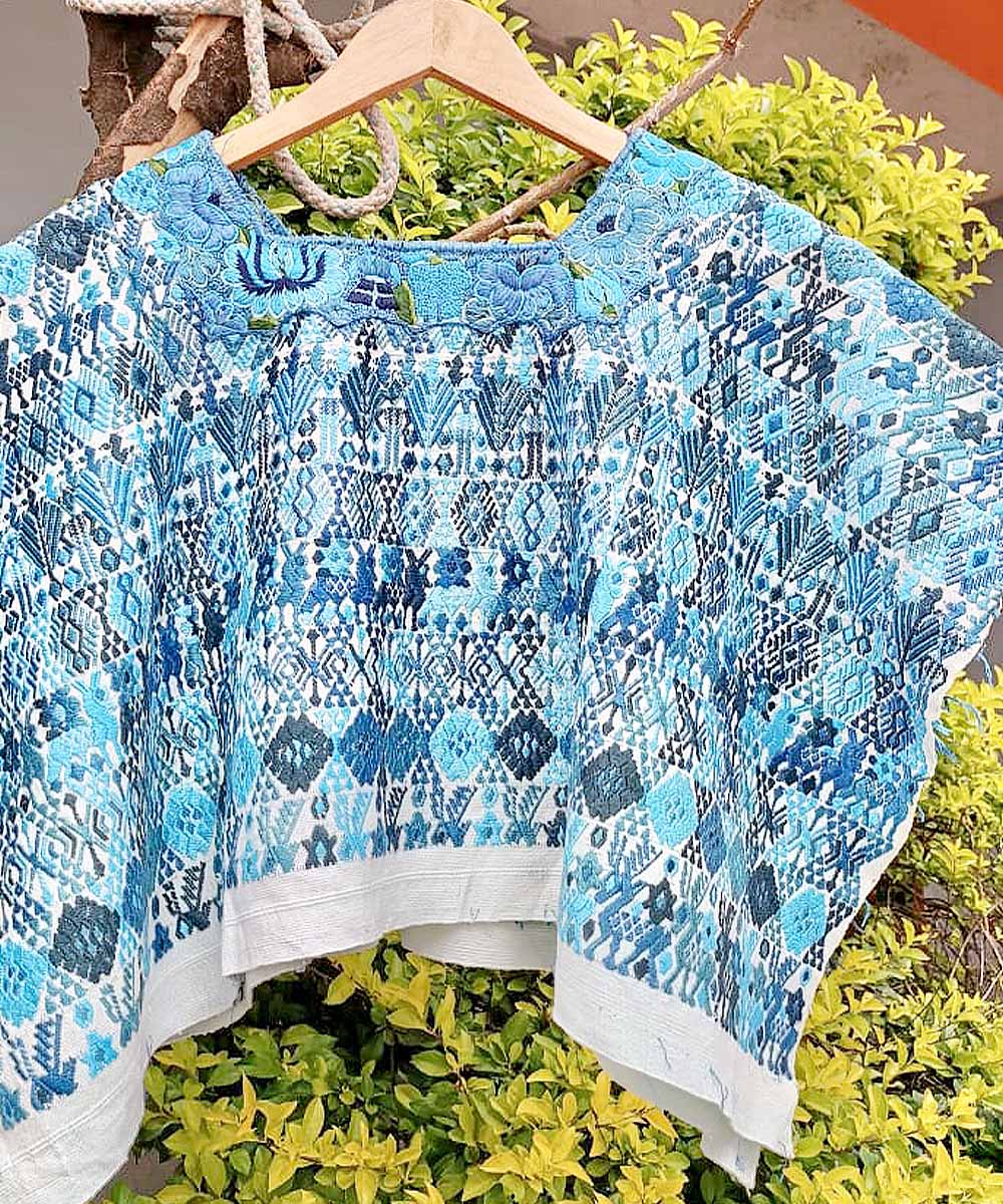 Guatemalan huipil - vintage textiles