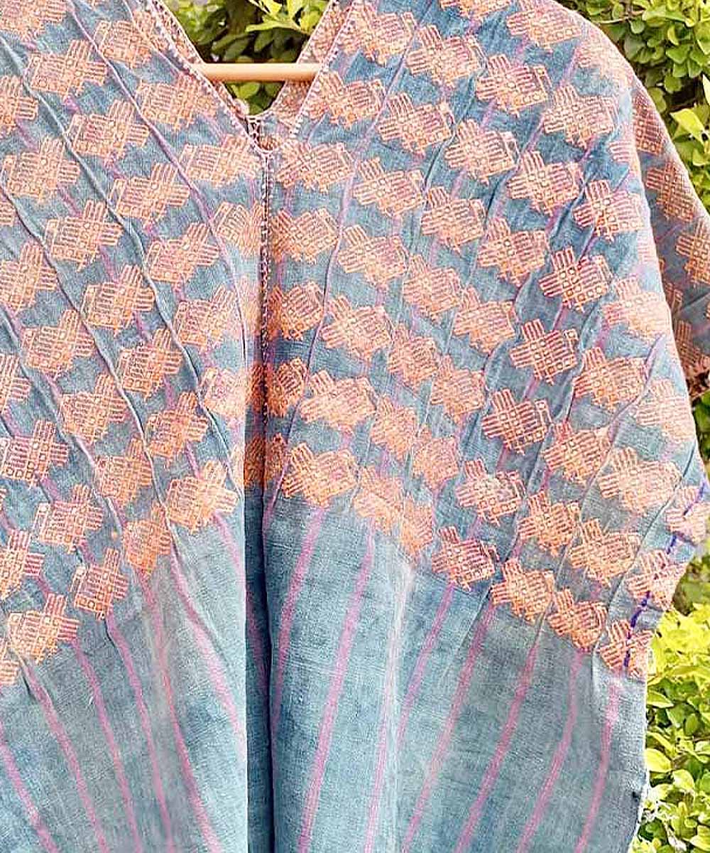 Guatemalan huipil - vintage textiles