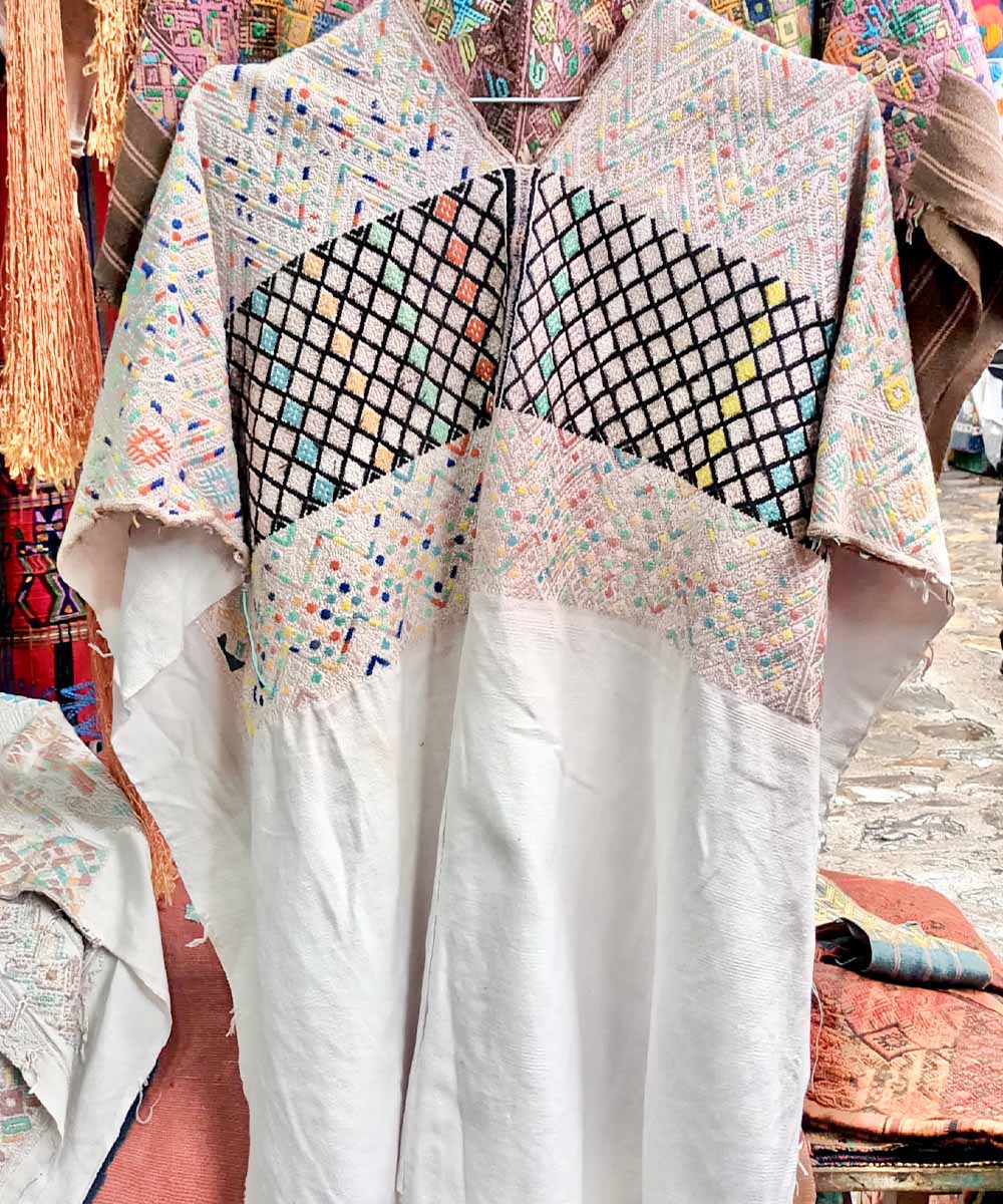 Guatemala huipil - vintage textile