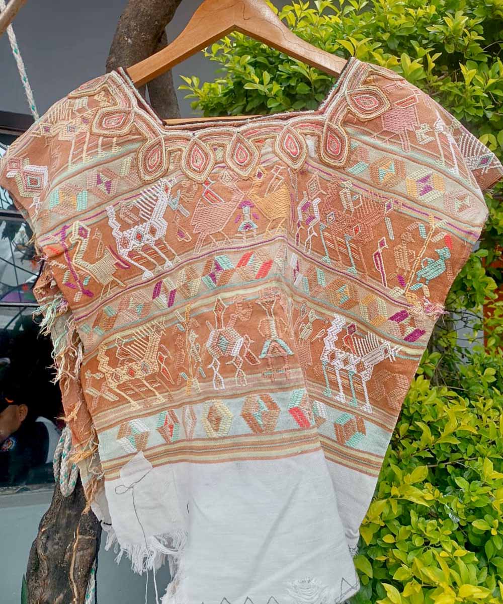 Guatemala huipil - vintage textile