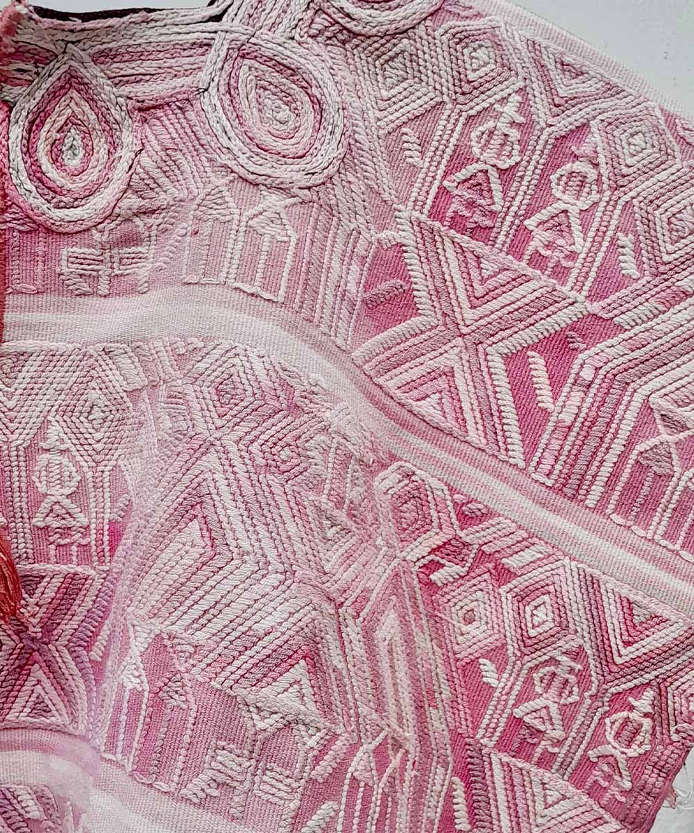 Guatemalan huipil - vintage textiles