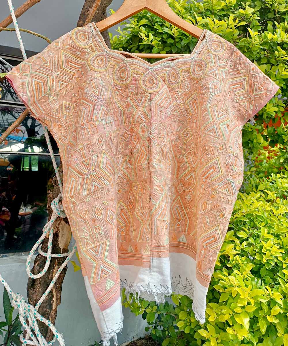 Guatemalan huipil - vintage textiles