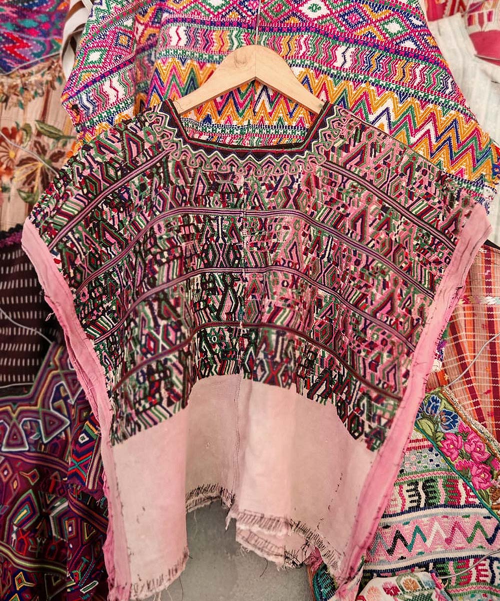 traditional guatemalan fabric