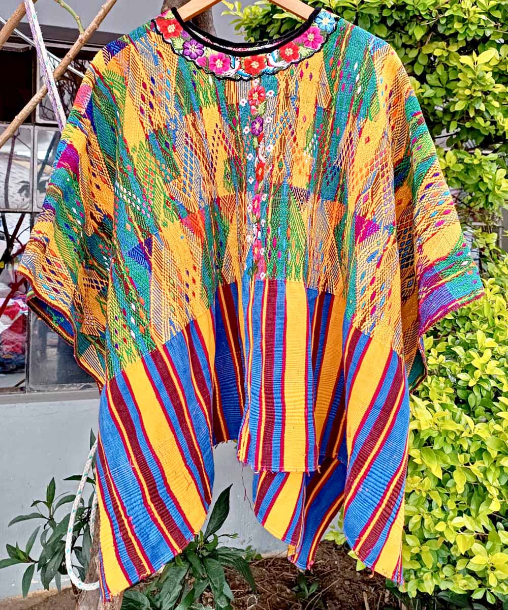 Guatemala huipil - vintage textile