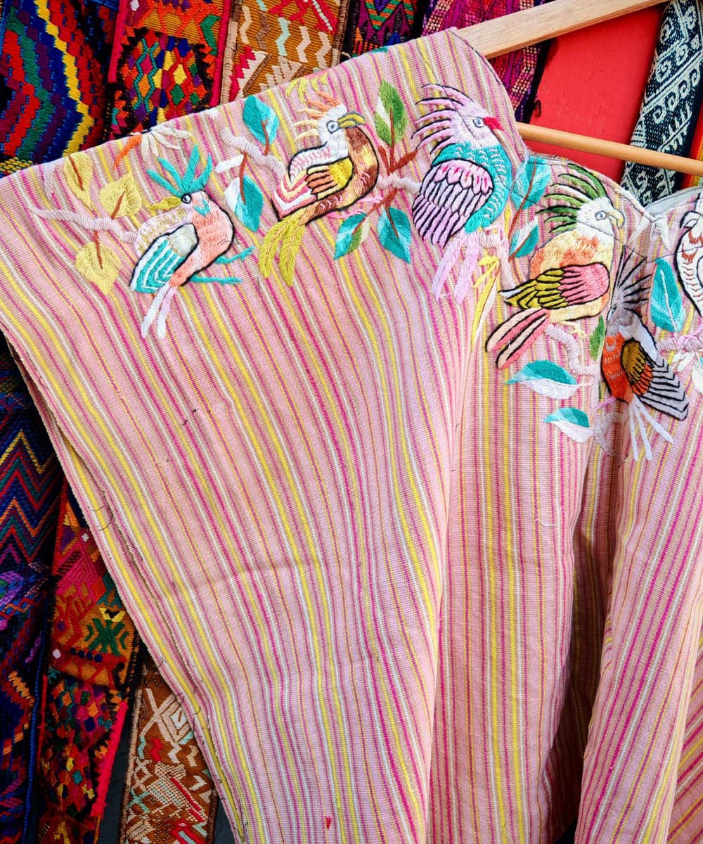 Guatemalan huipil - vintage textile