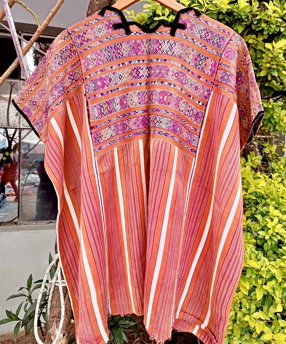 Guatemala huipil - vintage textile