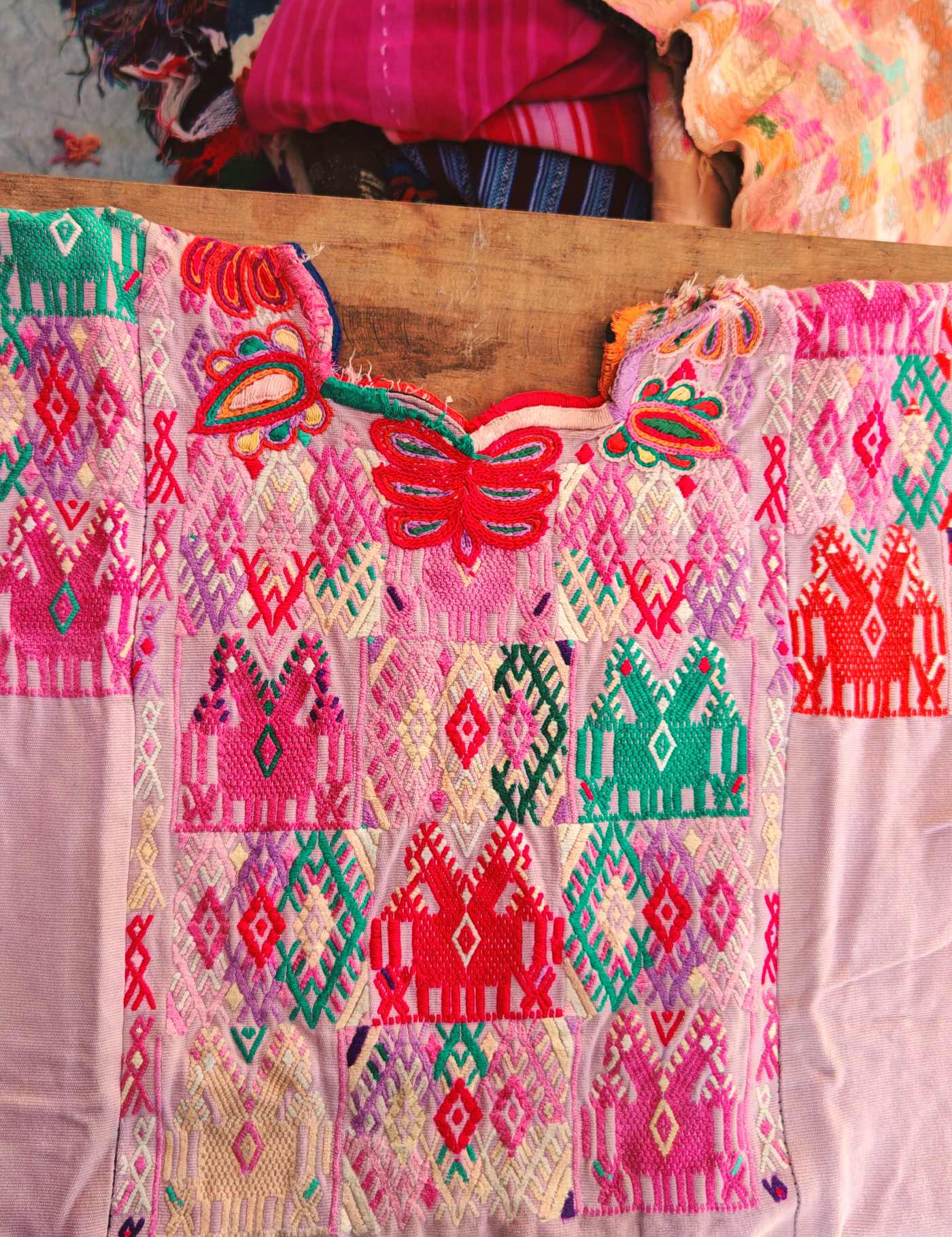 Two-headed horses Chichicastenango Huipil #8-3