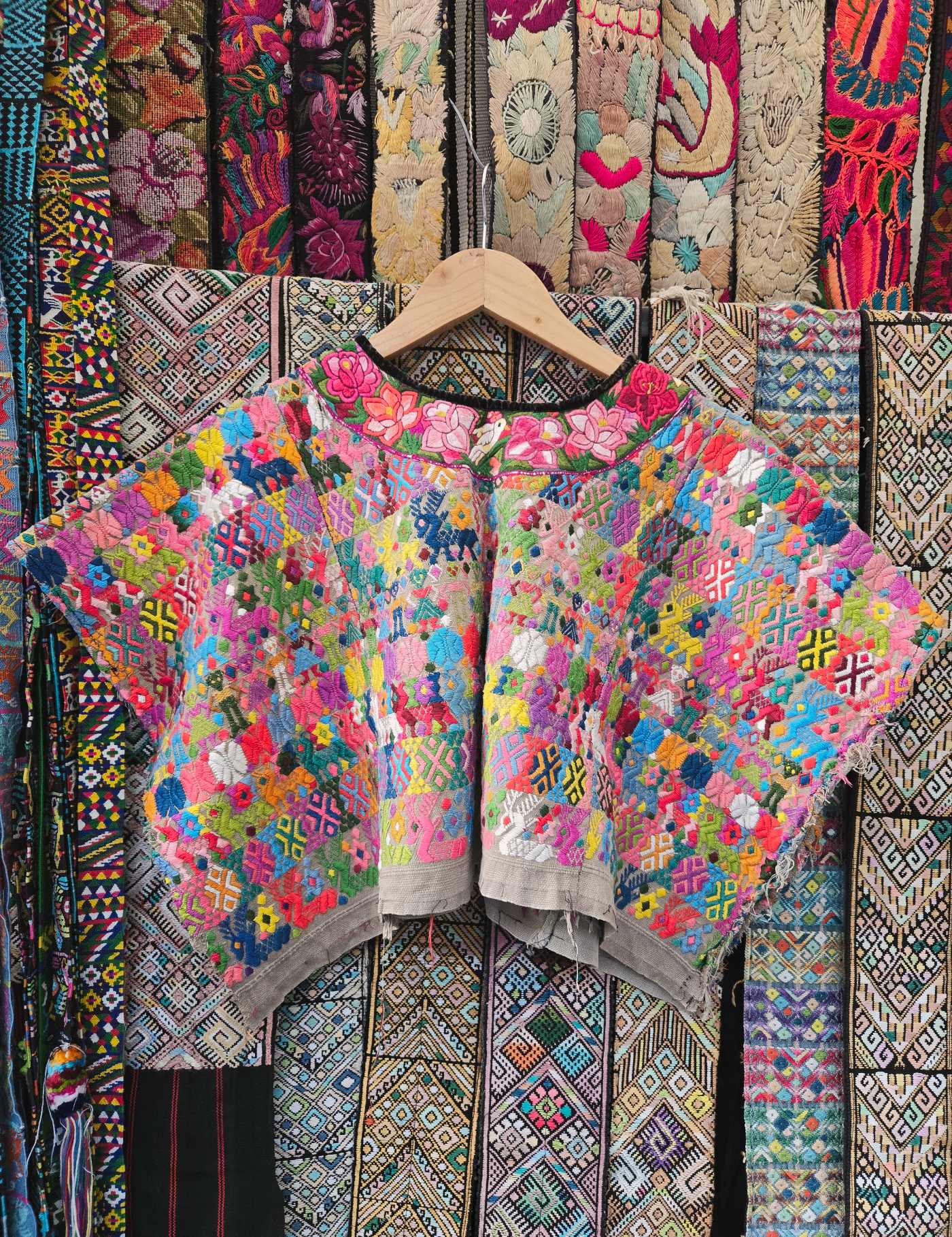 Pink on Grey Cobán Huipil #8-179