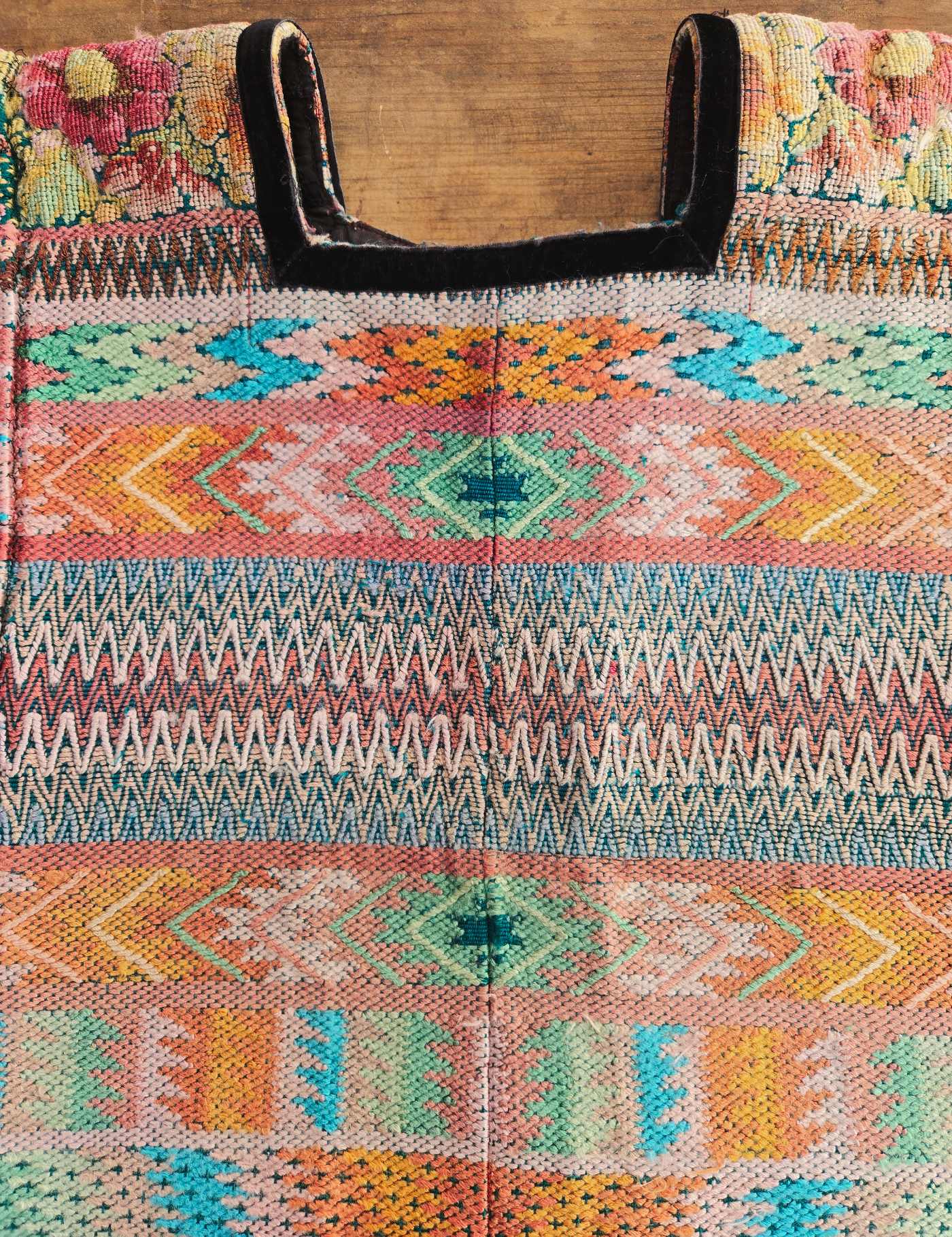 Pastel Comalapa Huipil #8-392