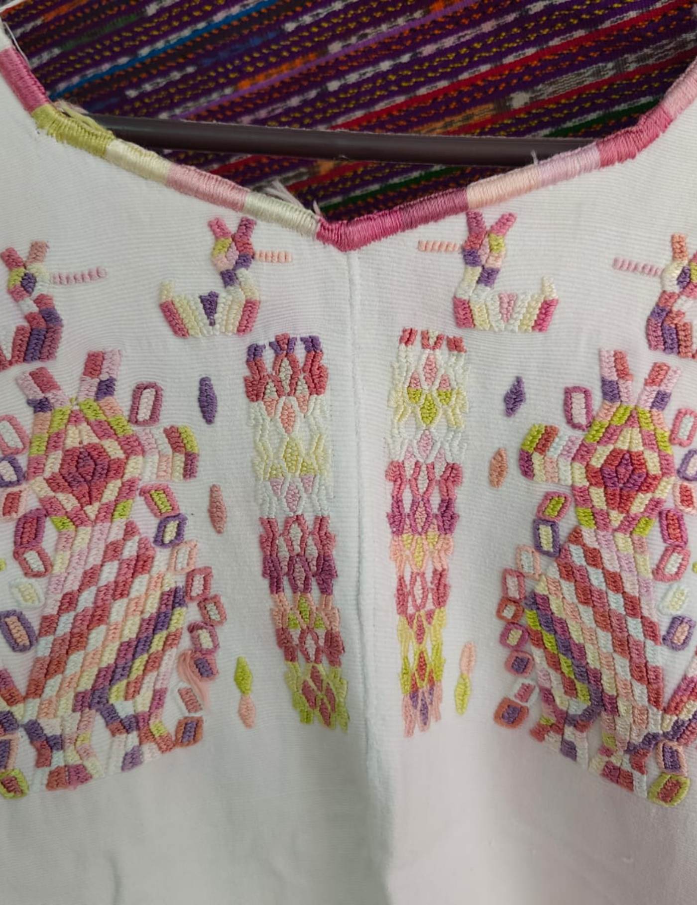 Cream bird and little horses Chajul Huipil #8-456