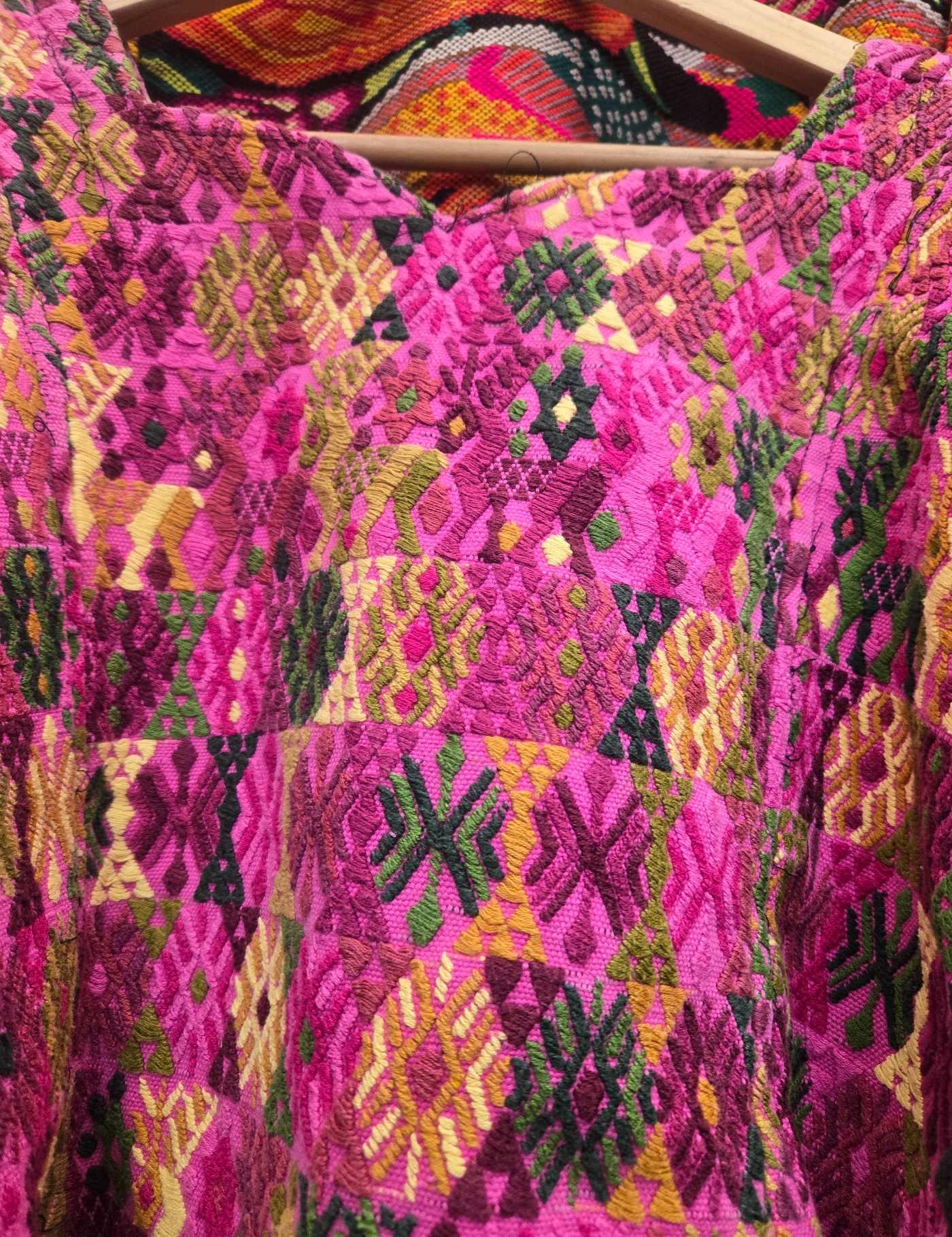 Hot Pink Cobán Huipil #8-519