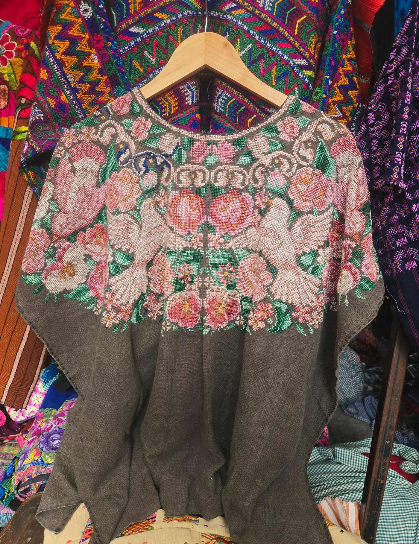 Cross-stitch Doves and Roses Chichicastenango Huipil #8-525