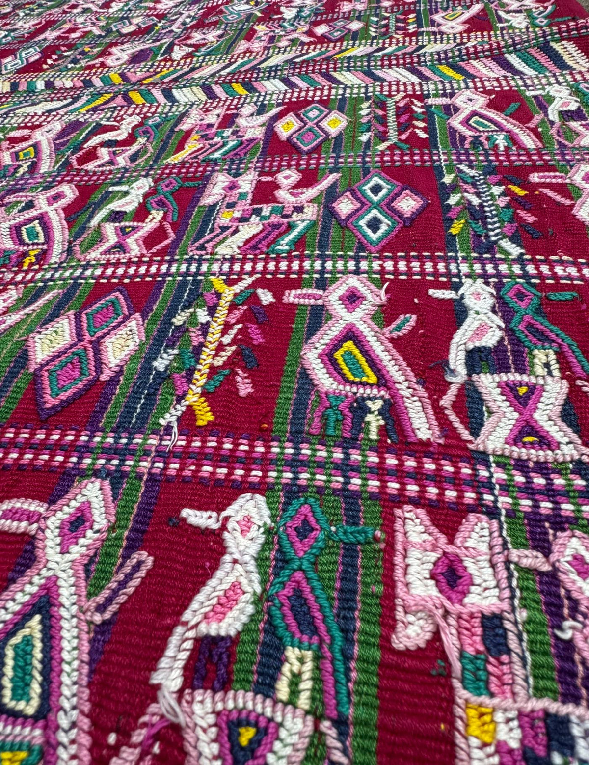 Red and Green Nebaj Tzute #9-331