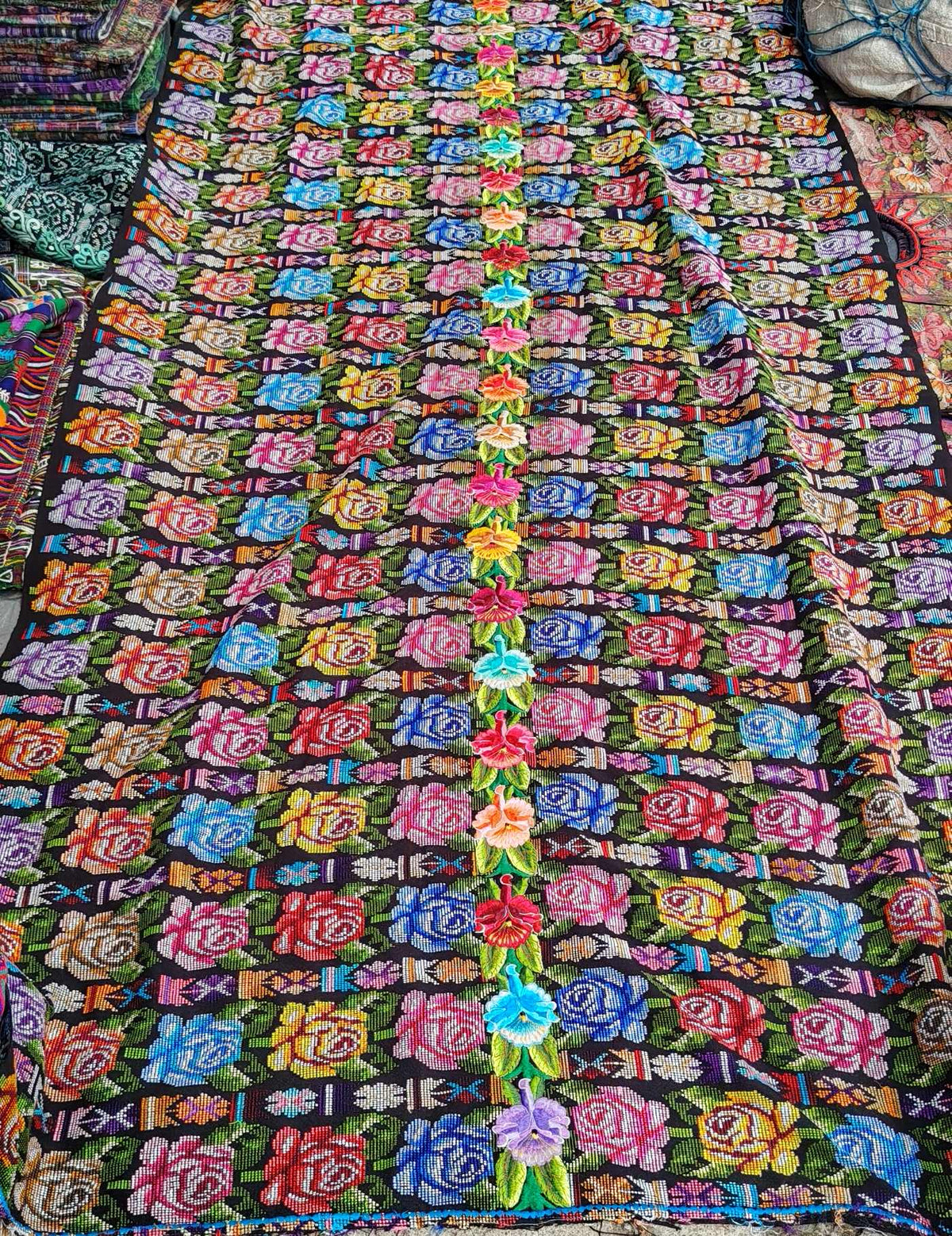 Multicoloured with Roses Zunil Corte #9-437