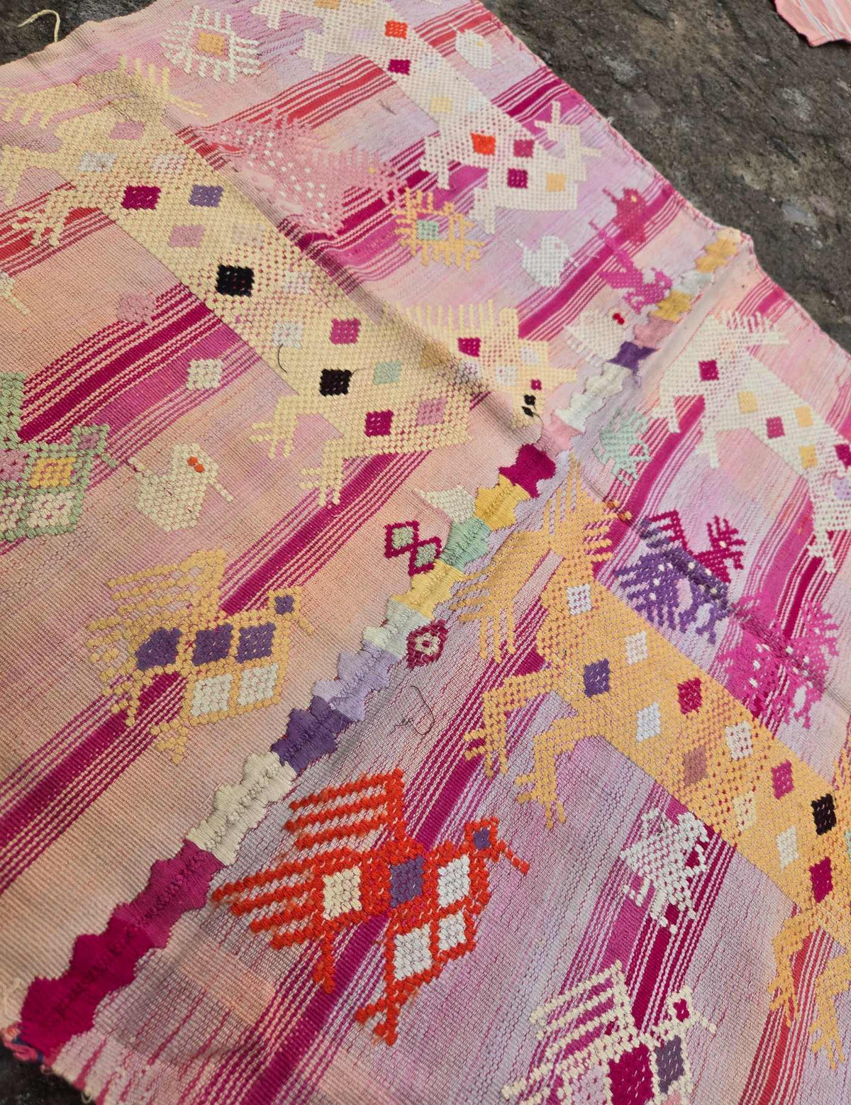 Faded Coral and Lilac Chichicastenango Tzute #9-452