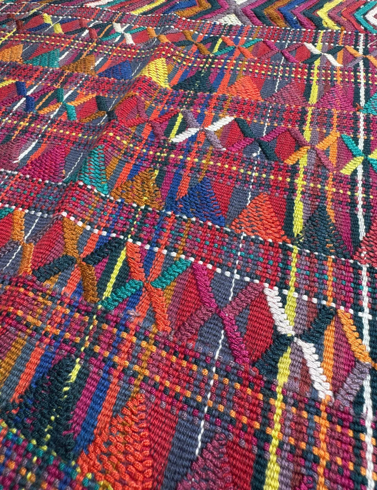 Colourful Geometrics Chajul Tzute #10-117