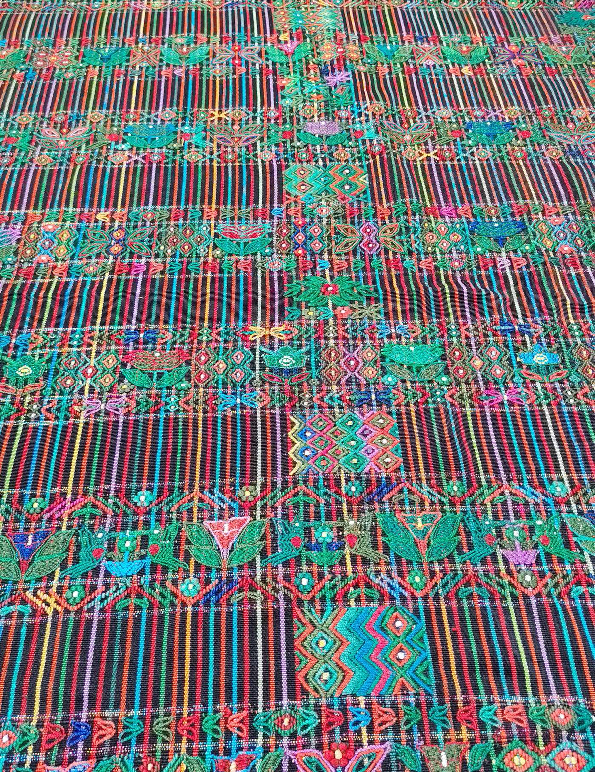 Colourful Aguacatán Corte #10-172