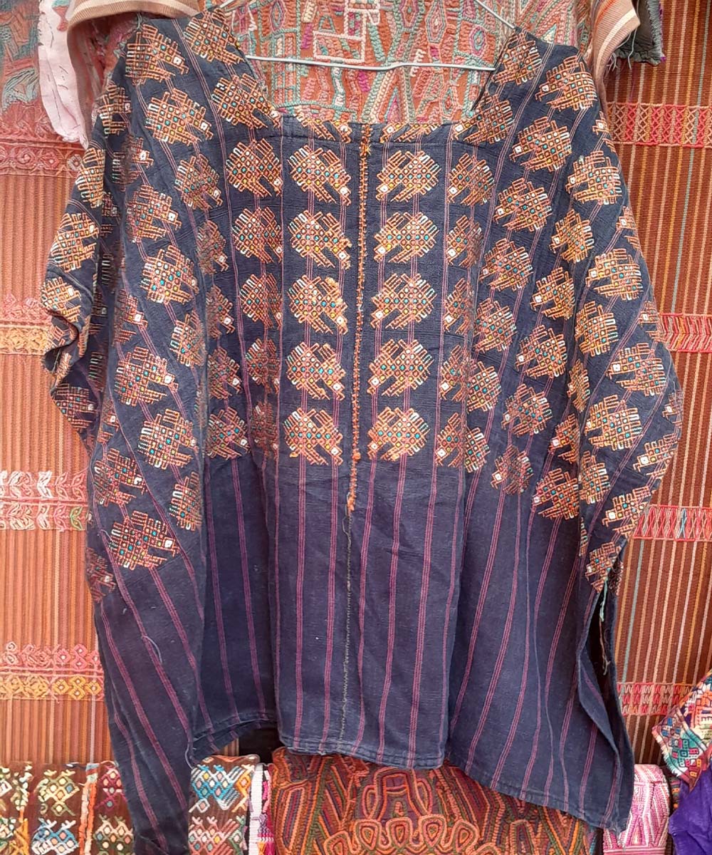 Embroidered Guatemalan huipil | Vintage textile