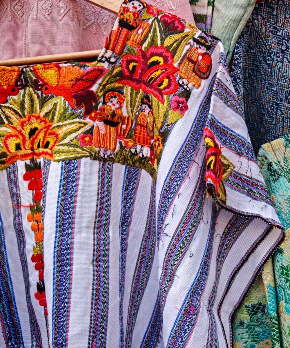 Patzun huipil with floral neck