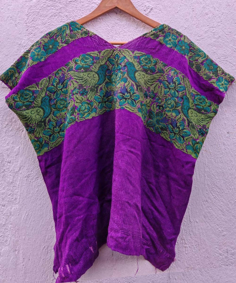 Huipil de Santiago morado y verde