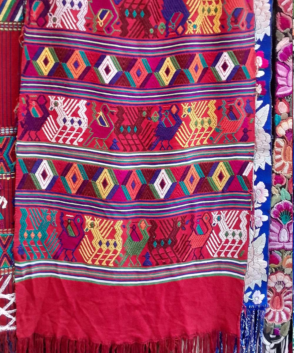 Embroidered Guatemalan huipil - vintage textile