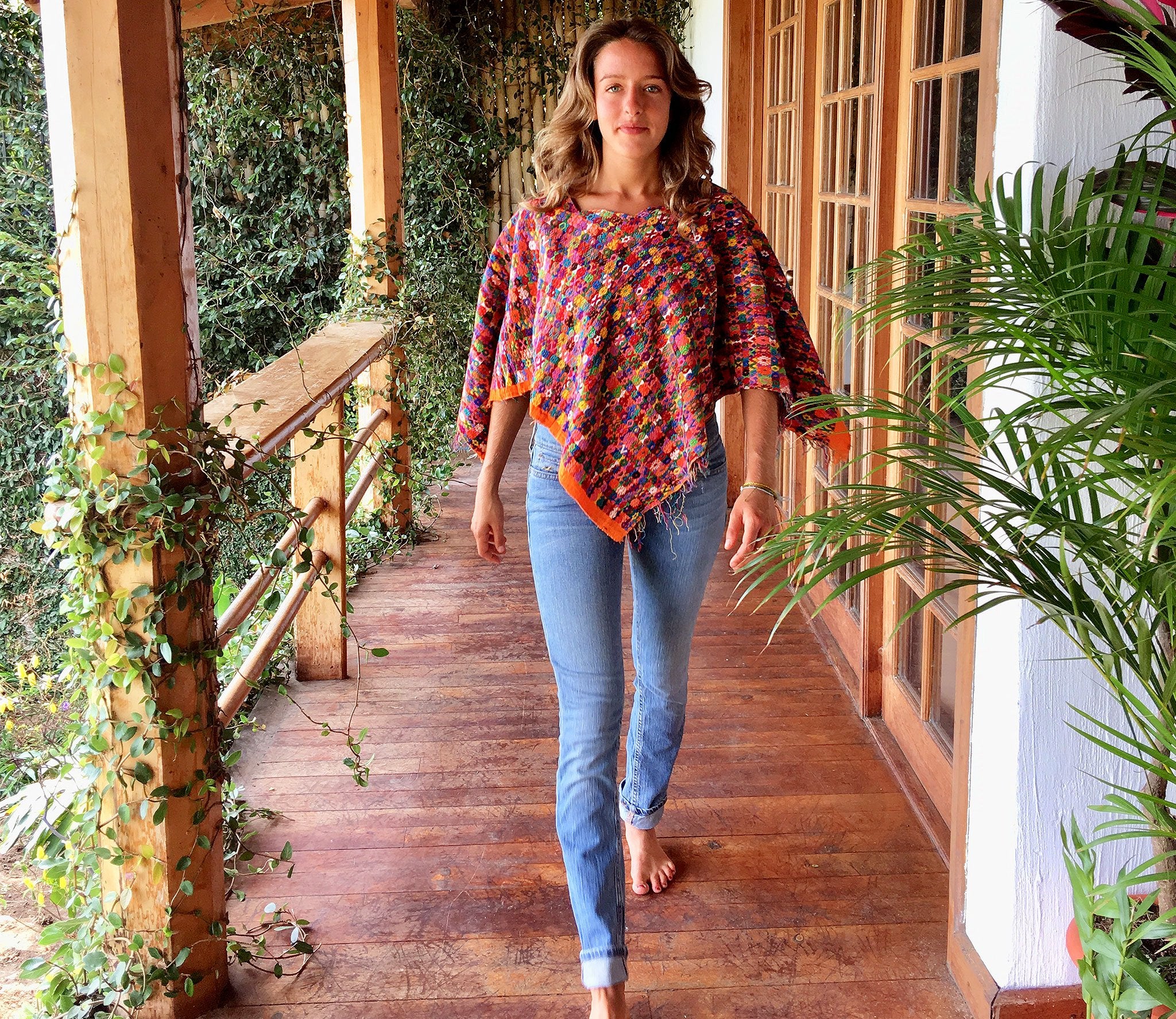 Guatemalan textiles, huipil - Lamour Artisans