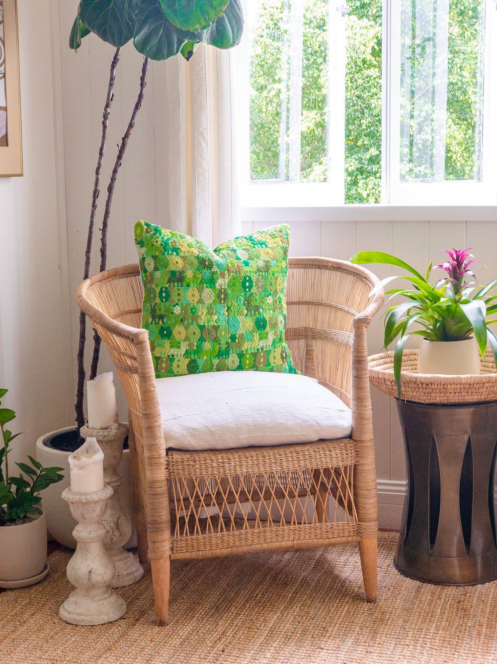 Guatemalan textiles, huipil pillow - Lamour Artisans