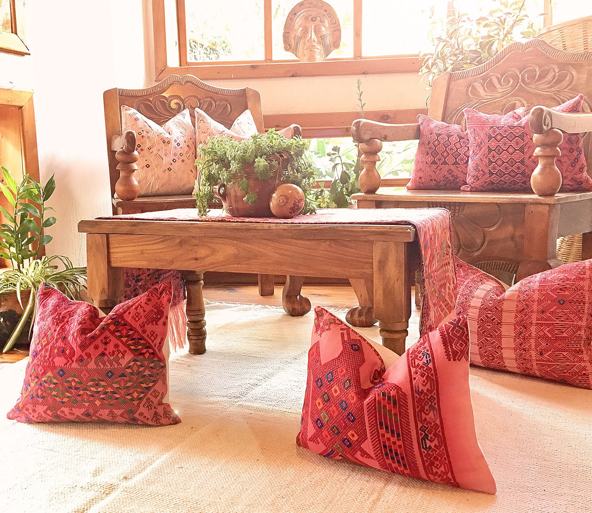 Guatemalan textiles, huipil pillow - Lamour Artisans