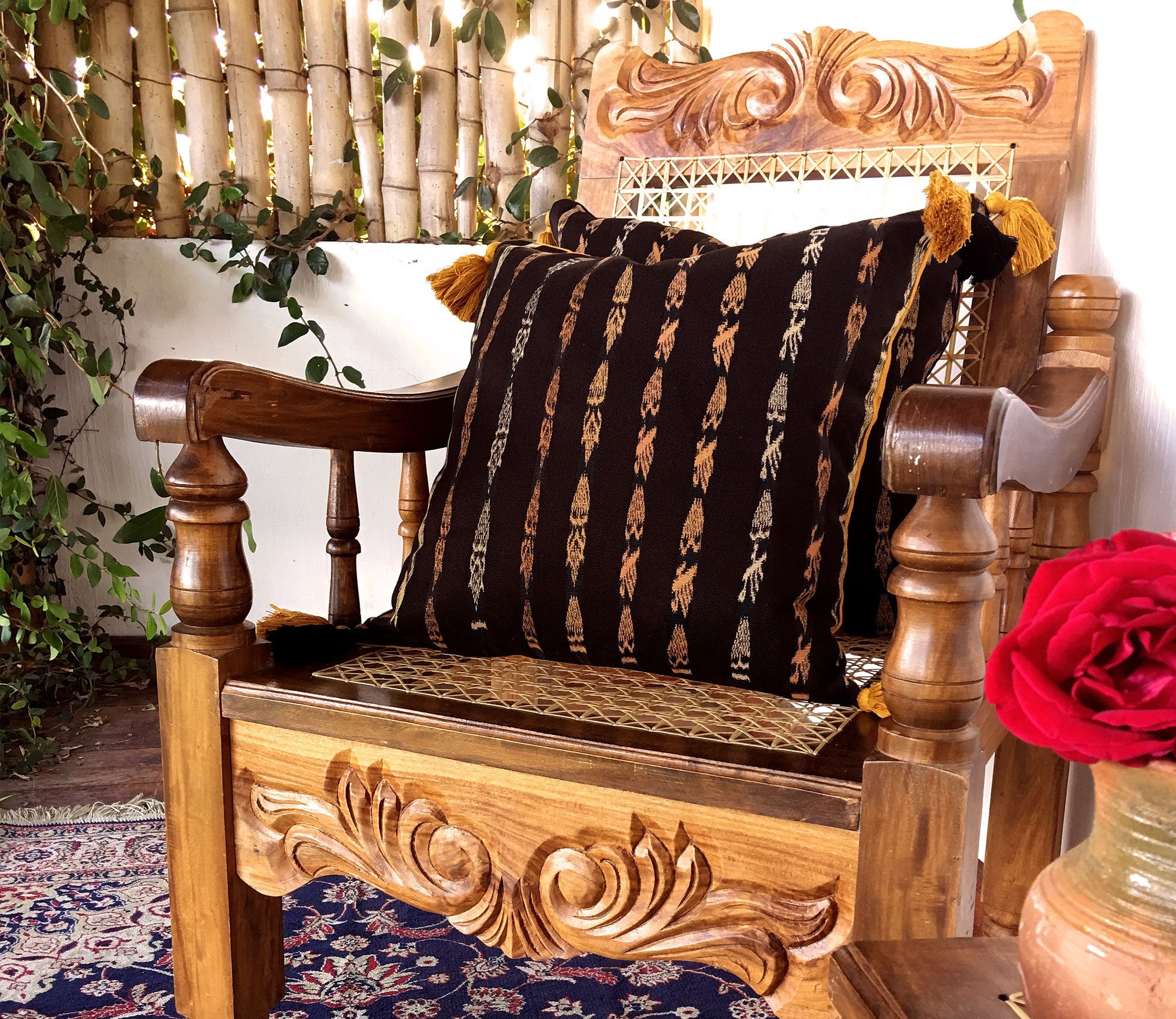 Guatemalan textiles, ikat pillow - Lamour Artisans