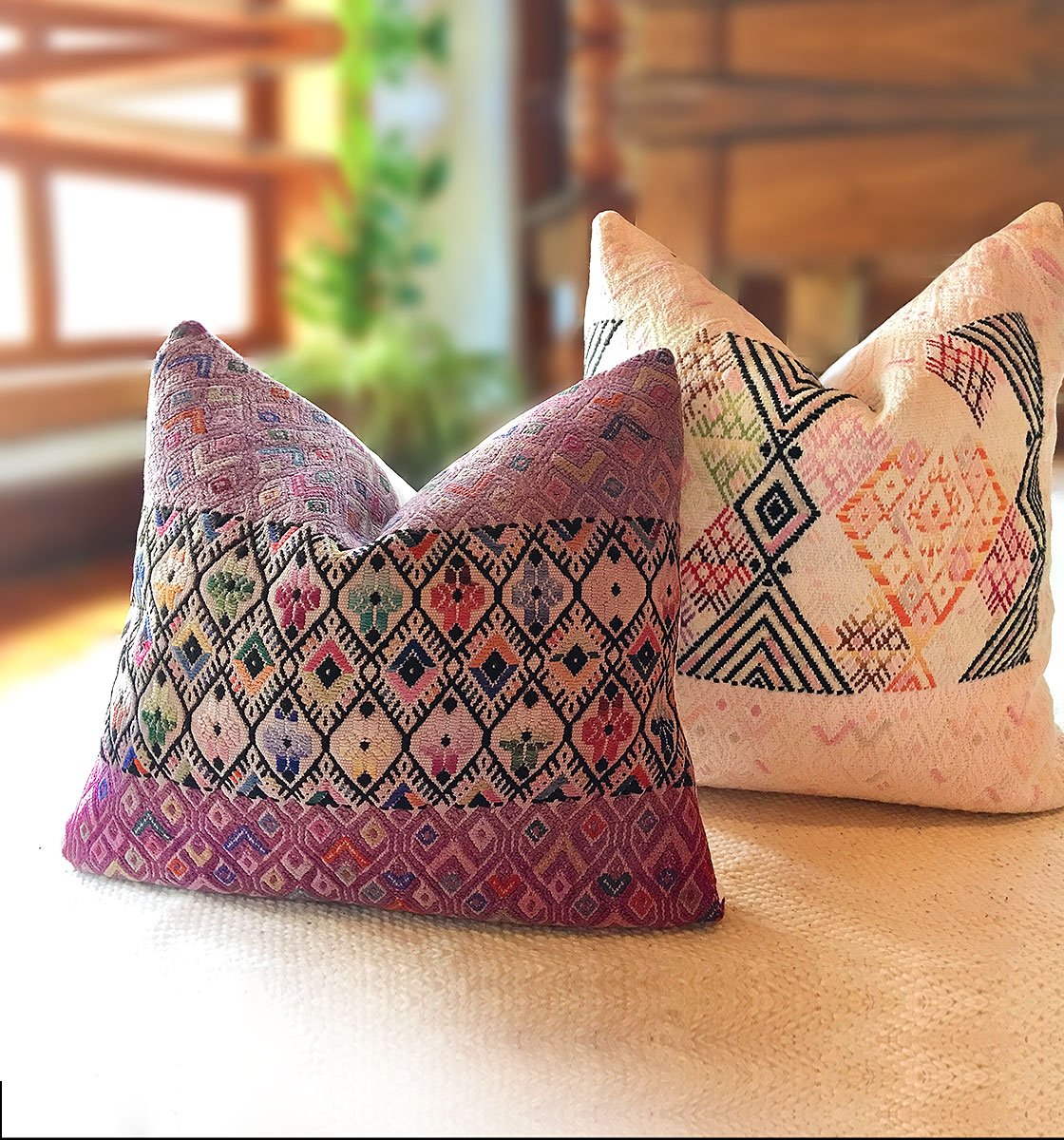 Guatemalan textiles, huipil pillow - Lamour Artisans