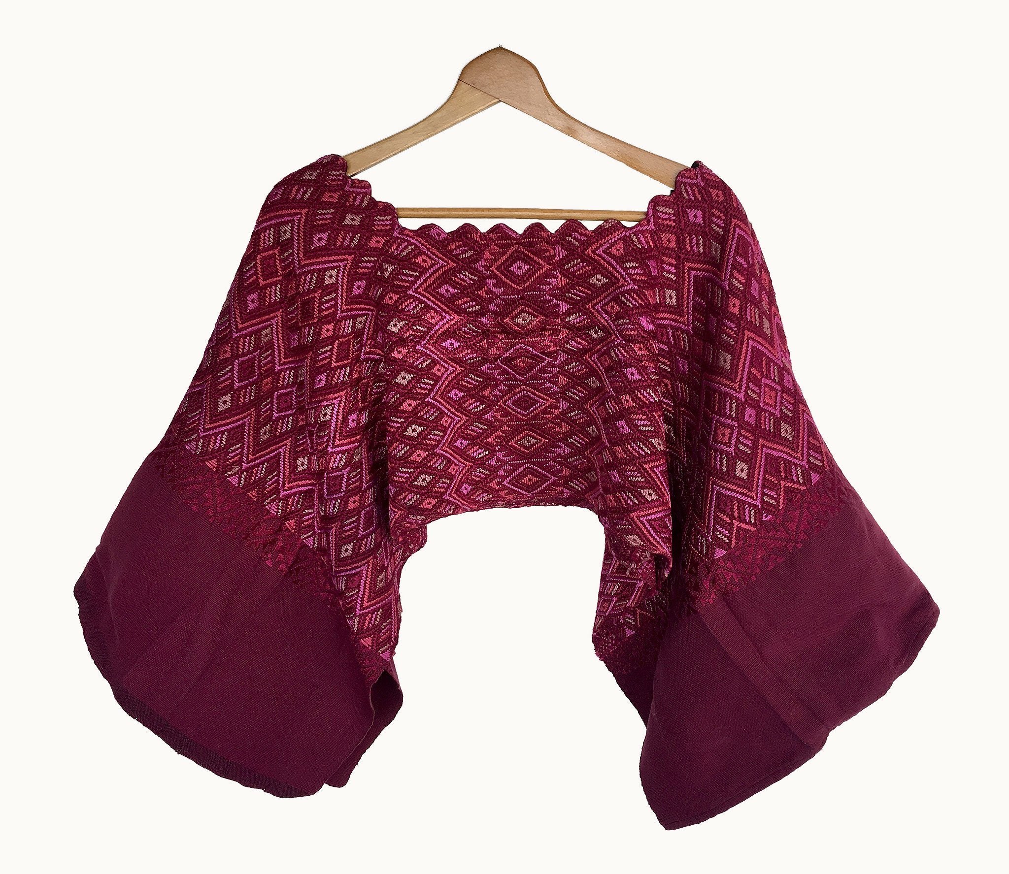 Guatemalan textiles, huipil - Lamour Artisans